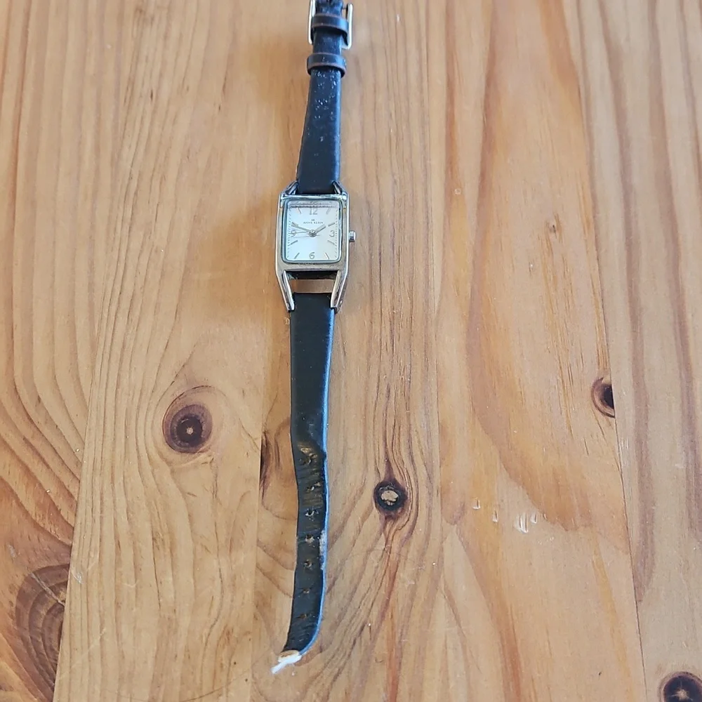 AK Fashion Watch